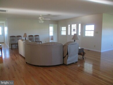 45000 Medleys Neck Rd, Leonardtown, MD 20650 - photo 4