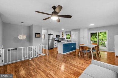 5801 Dale Dr, Sykesville, MD 21784 - photo 7