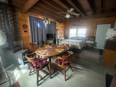 32 Navaho Ln, Heath, MA 01340 - photo 7