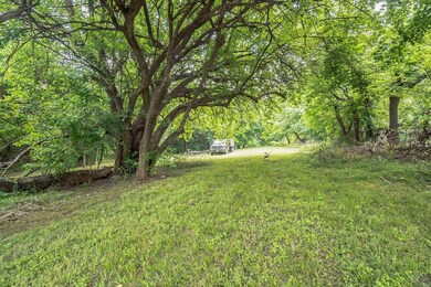 710 S Weaver St, Gainesville, TX 76240 - photo 5