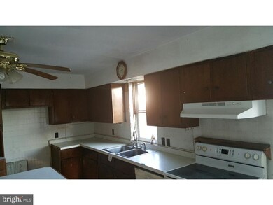 81 N Chester Ave, Riverside, NJ 08075 - photo 4