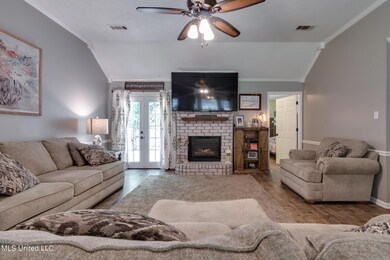7345 Mockingbird Lane-7