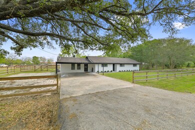2534 County Road 144, Alvin, TX 77511 - photo 2