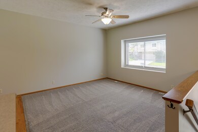 mls 100 Autumn Cir 06