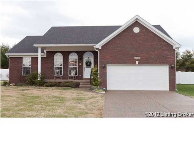 350 Helmwood Cir, Mount Washington, KY 40047 - photo 2