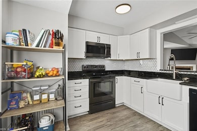 1316 Debbs Ln, Chesapeake, VA 23320 - photo 4