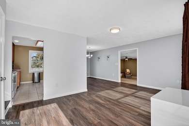 12720 Bar Oak Dr, Waldorf, MD 20601 - photo 3