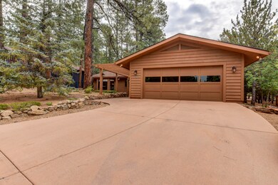 003_Driveway Entry