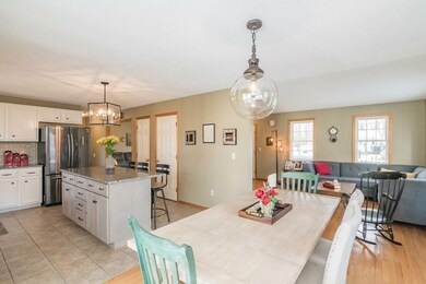 6 Maple Meadows Ln, Agawam, MA 01001 - photo 7