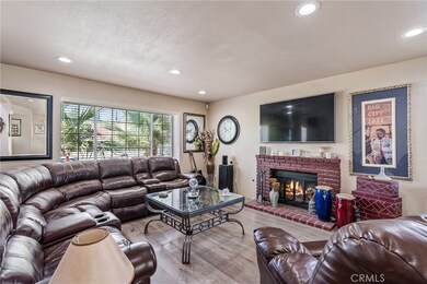 233 E Avenue r4, Palmdale, CA 93550 - photo 6