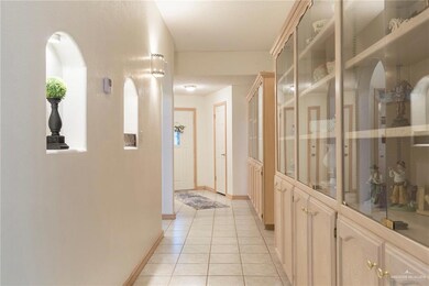 306 Diana Dr, Alamo, TX 78516 - photo 4