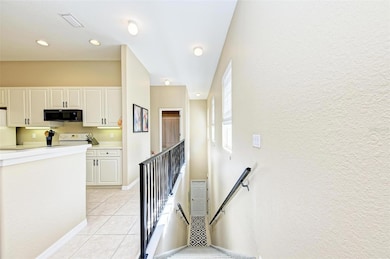 1910 Triano Cir unit 1910, Venice, FL 34292 - photo 5