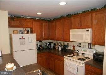 24750 Stone Station Terrace unit 209, Stone Ridge, VA 20105 - photo 2