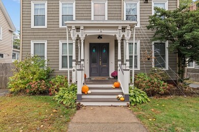 189 Burrill St unit 3, Swampscott, MA 01907 - photo 2