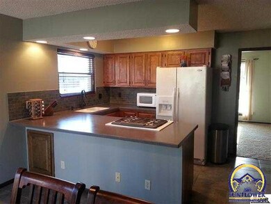 3850 SW Atwood Terrace, Topeka, KS 66610 - photo 2