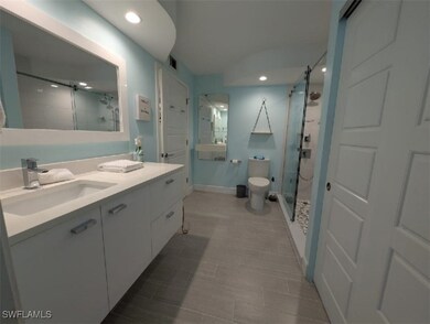 2111 Barkeley Ln unit 13, Fort Myers, FL 33907 - photo 3