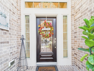 13526 Breakwater Path Loop, Houston, TX 77044 - photo 6