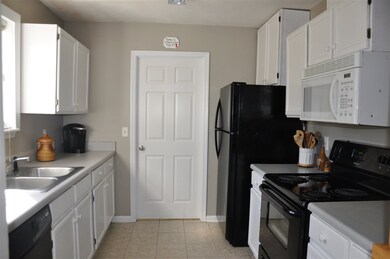 128 Ann Cir, Crawfordville, FL 32327 - photo 4