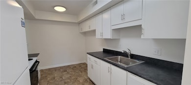 1780 Rolling Hills Dr unit B, Twinsburg, OH 44087 - photo 7