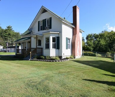 106 Pine St, Littleton, NH 03561 - photo 2