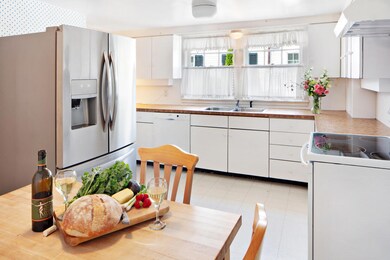 Pease Kitchen
