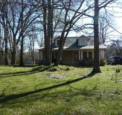 1377 Mapleash Ave, Columbia, TN 38401 - photo 2