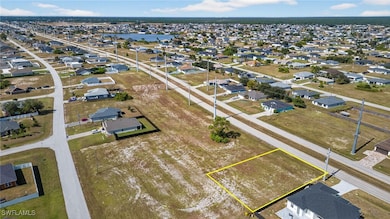 104 Kismet Pkwy W, Cape Coral, FL 33993 - photo 4