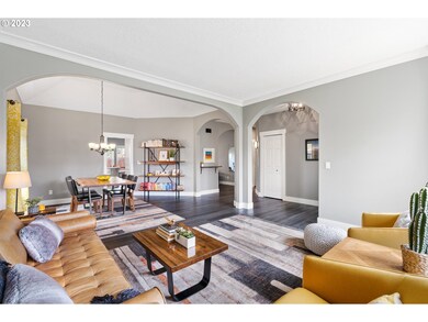 Living Room/Dining Room