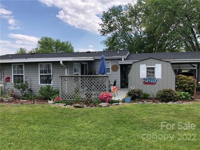 300 Meadowbrook Ct unit 18, Hendersonville, NC 28792 - photo 3