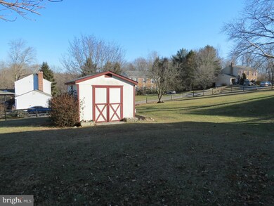 630 Tanglewood Dr, Sykesville, MD 21784 - photo 5