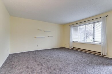 340 Buckeye Dr, Sheffield Lake, OH 44054 - photo 5