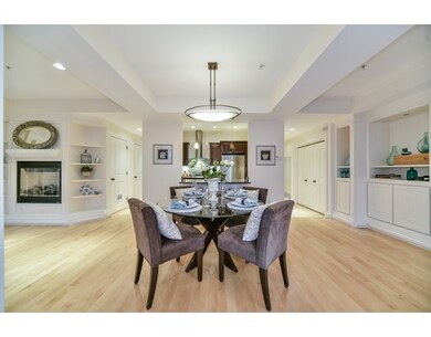 391 Walnut St unit 11, Newtonville, MA 02460 - photo 3