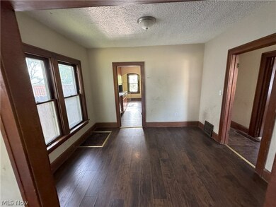 1655 Rowland Ave NE, Canton, OH 44705 - photo 7