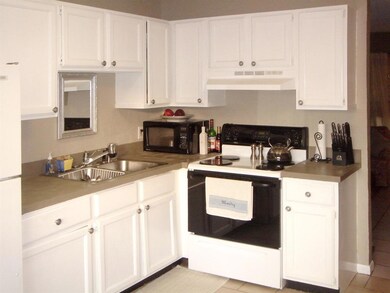 643 37th St unit A&B, West Palm Beach, FL 33407 - photo 4