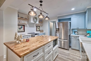 644 Boyd Faile Rd, Heath Springs, SC 29058 - photo 3