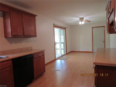 123 Westview Dr, Jefferson, OH 44047 - photo 6