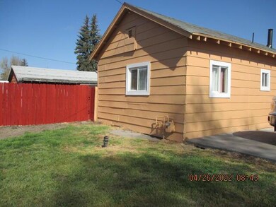 2360 Eberlein Ave, Klamath Falls, OR 97601 - photo 2