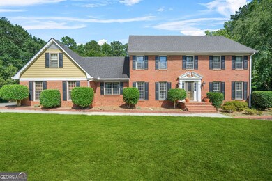 385 Dix Lee On Dr, Fairburn, GA 30213 - photo 2