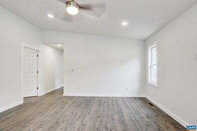 1504 A St, Waynesboro, VA 22980 - photo 4