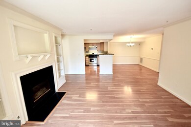 8327 Bluebird Way unit C, Lorton, VA 22079 - photo 3