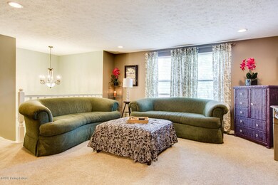 9008 Loch Lea Ln-7