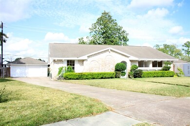 5434 Candletree Dr, Houston, TX 77091 - photo 2