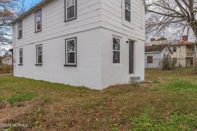 501 Fields St-31