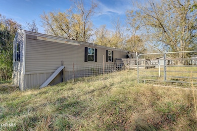 1607 Bristol Caverns Hwy, Bristol, TN 37620 - photo 2