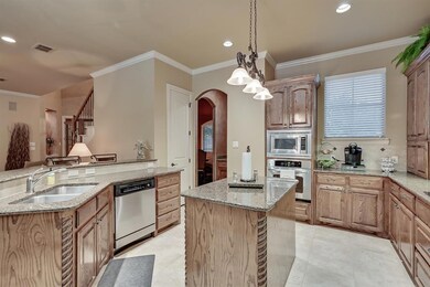 7012 Cherrybark Ln, North Richland Hills, TX 76182 - photo 7