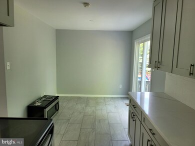 11805 Summer Oak Dr, Germantown, MD 20874 - photo 6