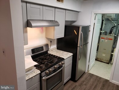 31 Sassafras Ln, Monmouth Junction, NJ 08852 - photo 6