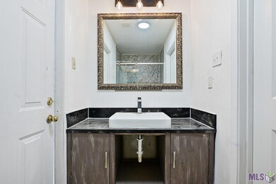 Newly Renovated Vanity