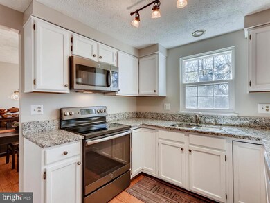 10826 Topbranch Ln, Columbia, MD 21044 - photo 7