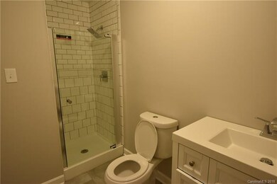 219 Adams St unit 17, Statesville, NC 28677 - photo 3